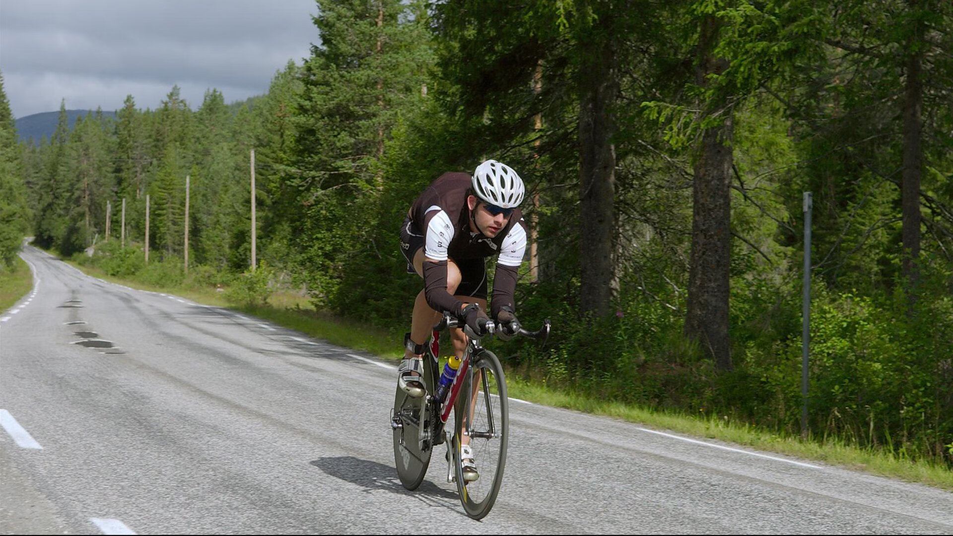 哈利伯顿单节导演逆转好戏，篮网末节狂潮击溃掘金