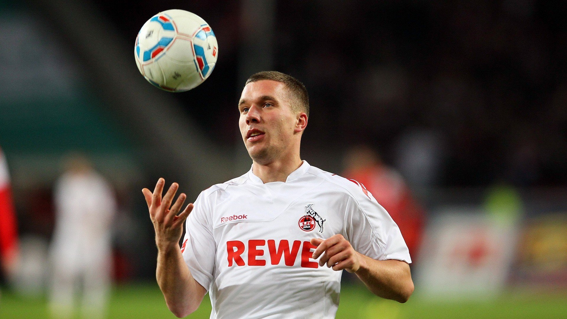 熊猫直播-当火箭粉碎太阳，德文·布克如何成为关键先生